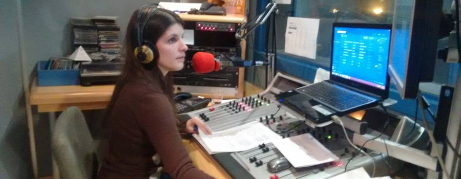 Editora informativos Ràdio Desvern